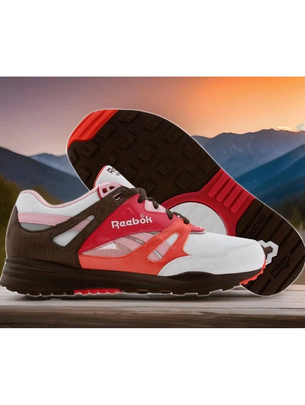 Reebok Classic Ventilator Womens Retro Running Workout Shoes Hexalite Pink 8.5